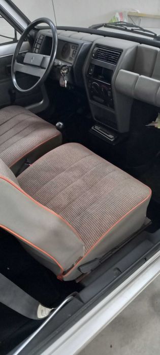 Carro clássico - Renault 5 TL