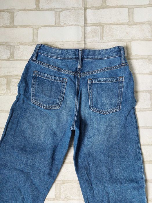 Джинсы на девочку River Island