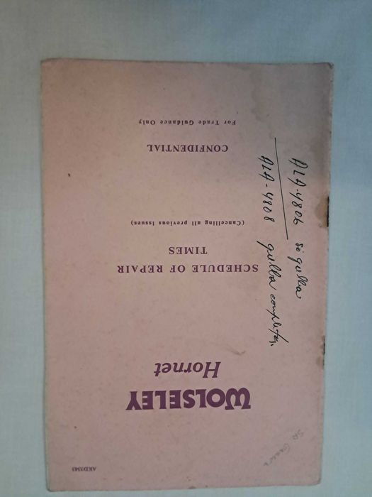 Manuais do carro ou proprietário clássicos