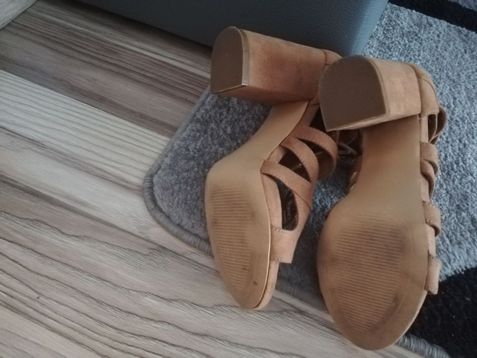 Sandałki damskie r.37