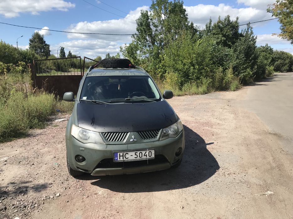 Outlander XL 2,0 DI-D МКПП обмін на Мавік 3т