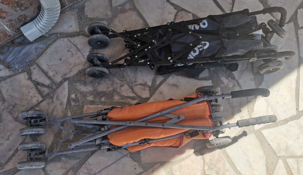 2 Carrinhos de criança