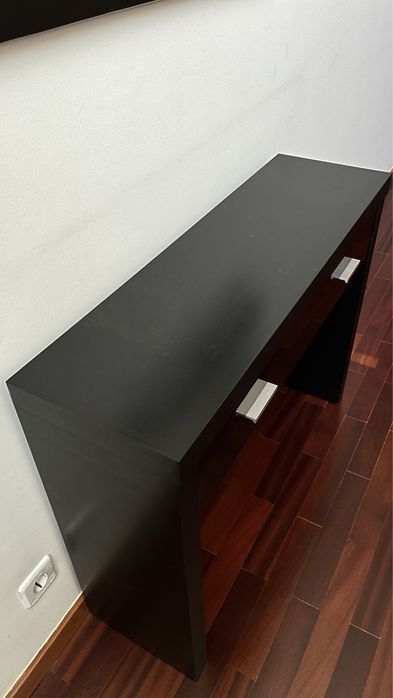 Cómoda de entrada com espelho