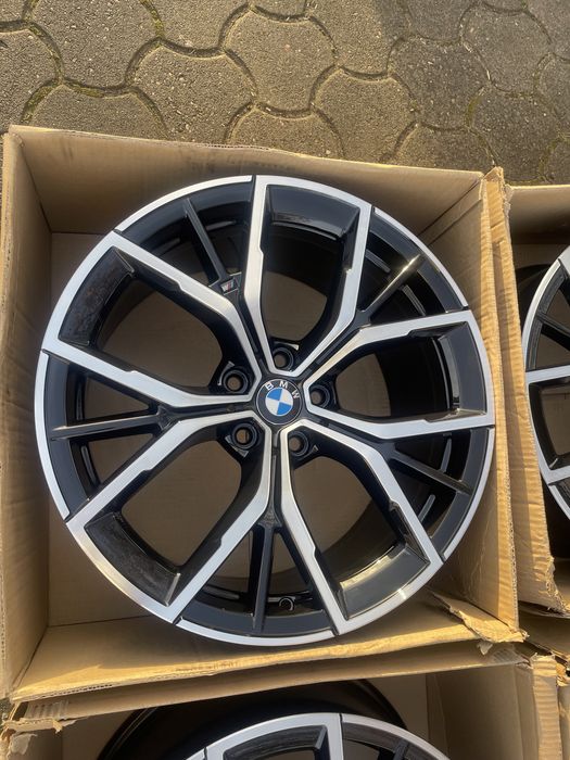 Felgi Bmw 5 M-Pakiet 19 cali g30 Lift styling 845 idealne oryginał