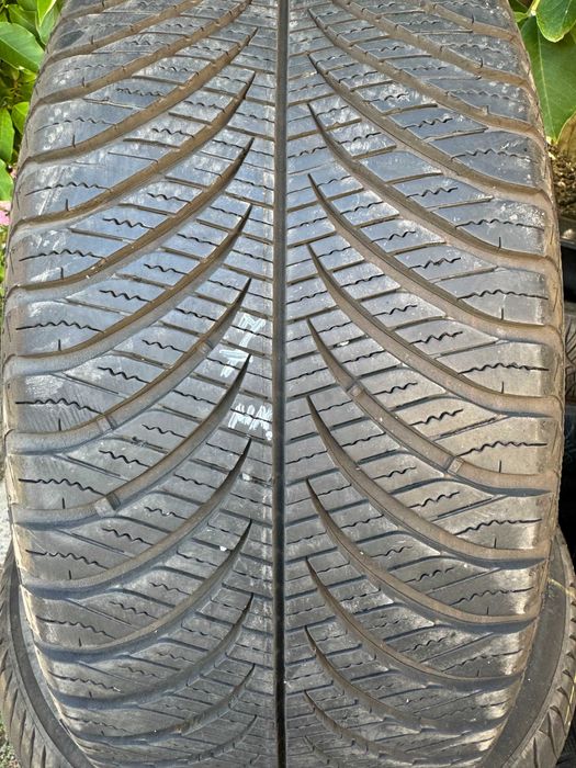 Шини GOODYEAR 215/50 R17 95V, Vector4Seasons, всесезонна резина