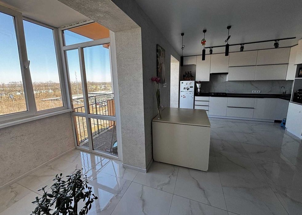 Продається 2к квартира в ЖК Сімейний Comft.