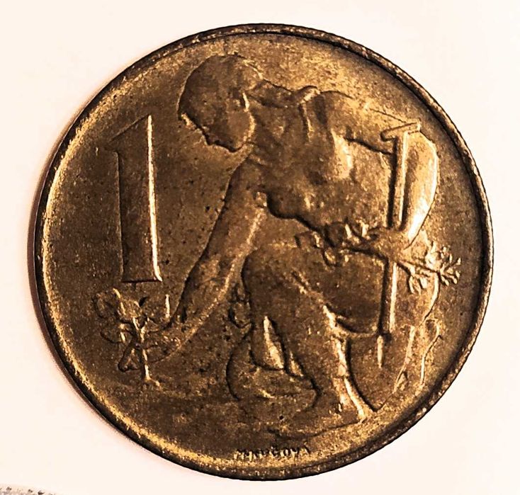 Różne monety obiegowe dla pasjonatów i historyków