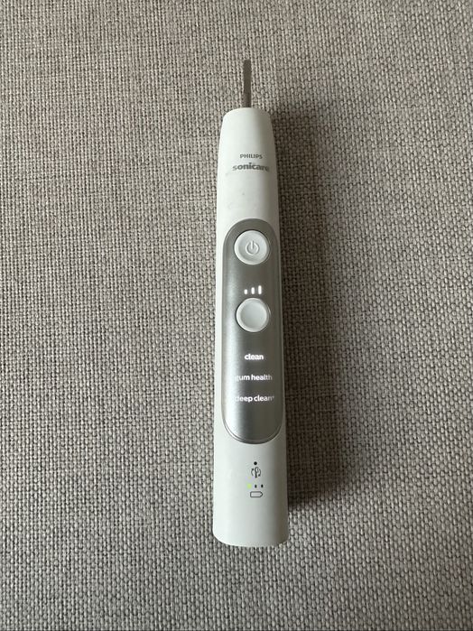 Philips Sonicare ExpertClean 7300 HX960V - szczoteczka soniczna