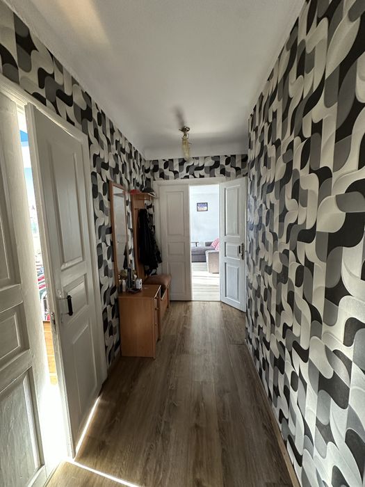 Здам Будинок біля Центру Жуковського(Архітектора Бургіньйона)