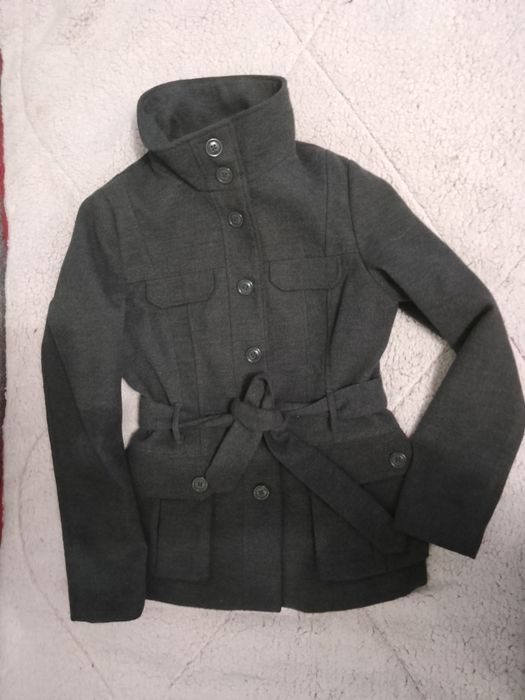 Krótki płaszczyk H&M