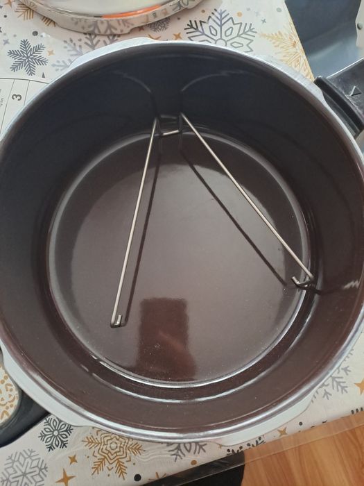 Скороварка нова , Німеччина