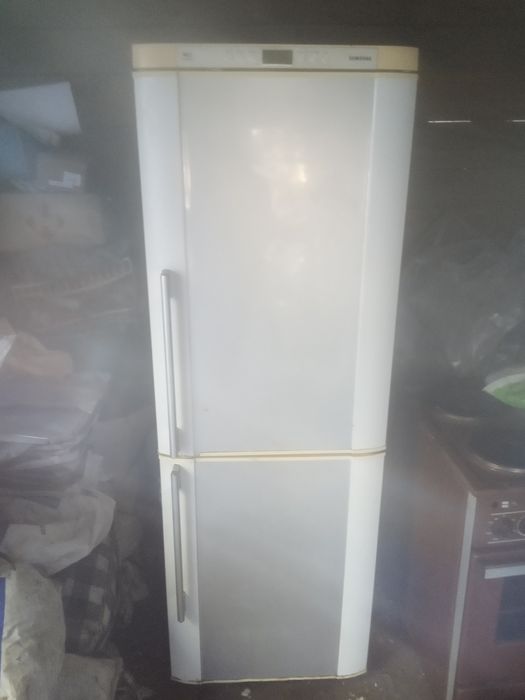 Холодильник Sumsung