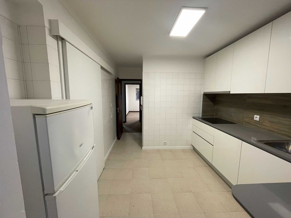 Apartamento T2 totalmente remodelado na Solum, Coimbra