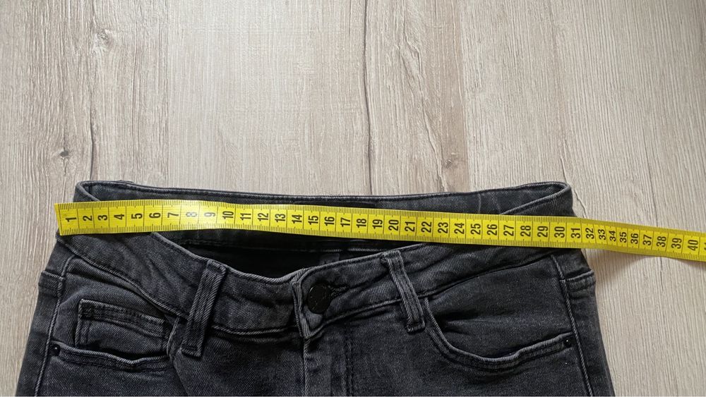 Джинси розмір 32 або XXS