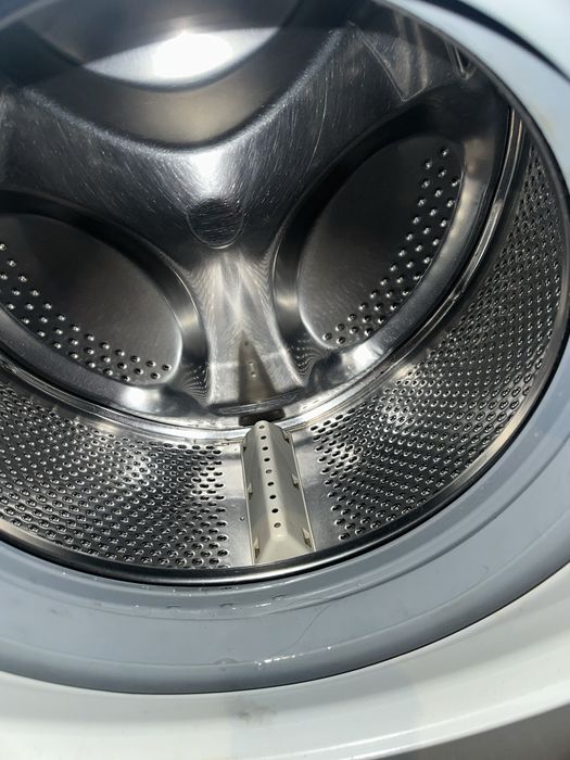 Пральна машина Hotpoint Ariston/ Samsung