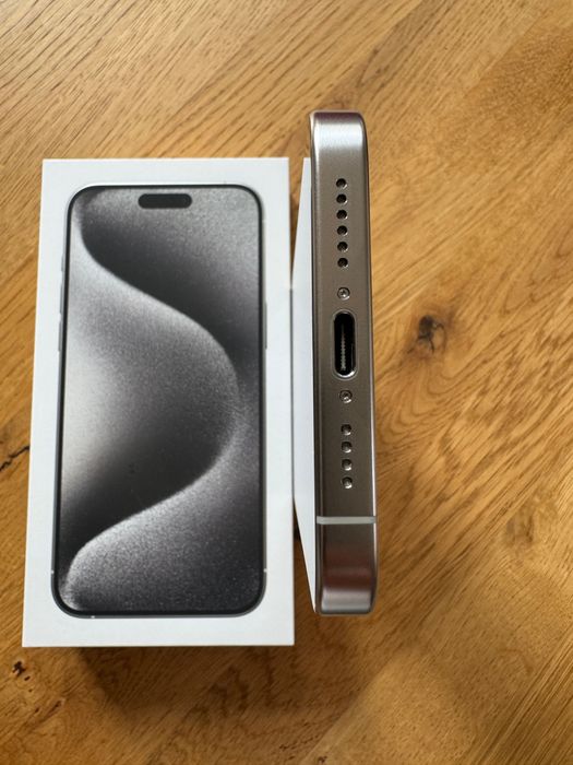 iPhone 15 Pro Max 256GB Biały Tytan | 83% | Stan idealny | Pełny zestaw | Dodatki