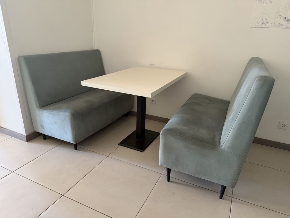 Conjunto mesa, banco e cadeira