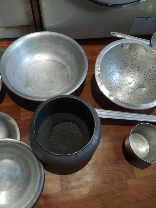 Казан Чугунок Таз Миска Друшляк Друшлаг Ковш Форма для выпечки