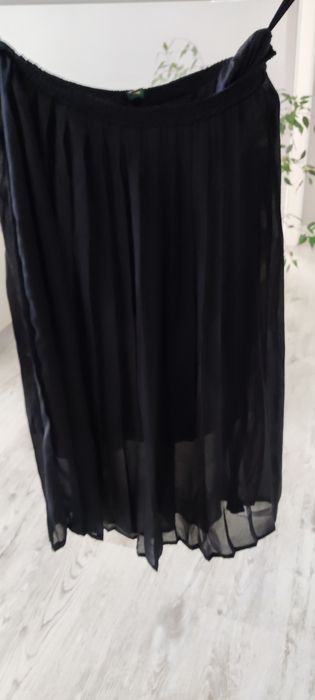 Czarna spódnica MIDI plisowana, rozmiar M(38).