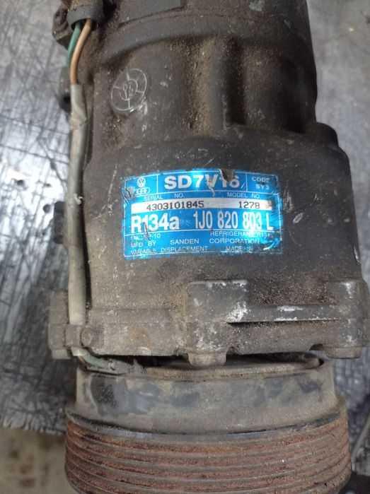 Компресор кондиціонера Skoda volkswagen audi