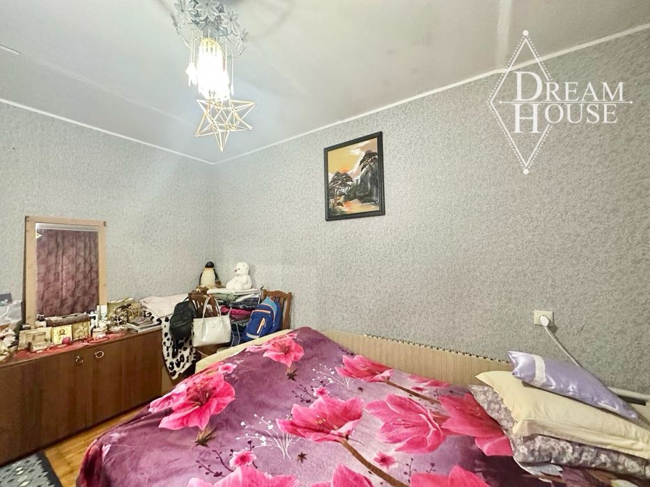 Продаж 5 кімнатної квартири