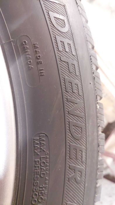 Kpl. MICHELIN 275/55 r20 Ford f150