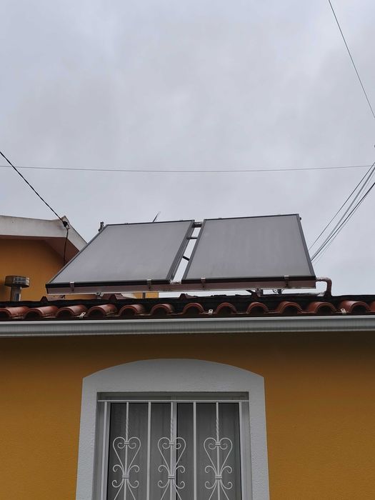 Painéis solares térmicos