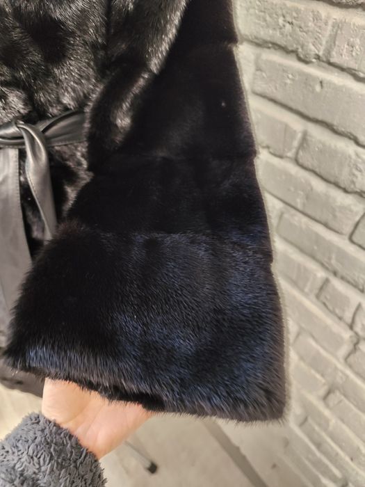 Натуральна норкова довга шуба під пояс чорний діамант