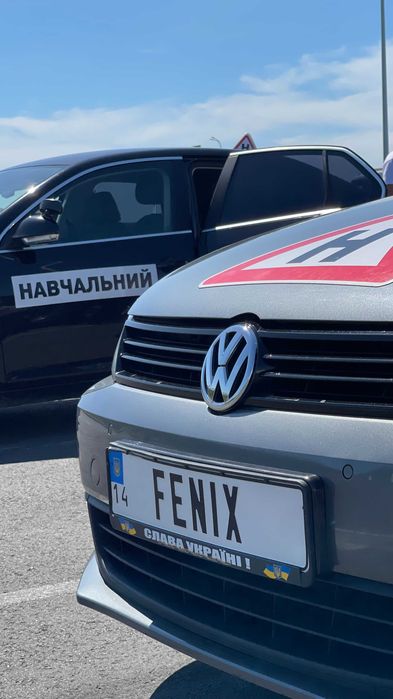 Автоінструктор Приватні уроки водіння Курси водіїв Львів Навчання з 0