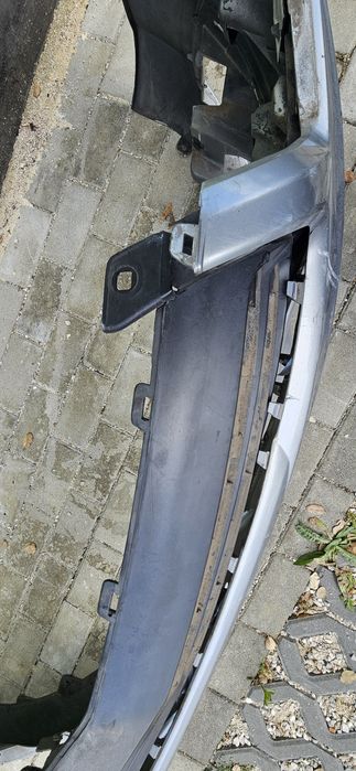 Parachoques frontal citroen c4 .usado com piqueno difeito.