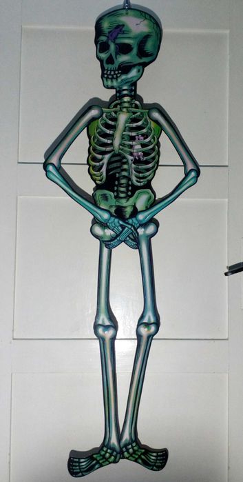 Kościotrup z papieru.