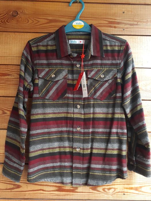 Нова сорочка на хлопця 6-7 років