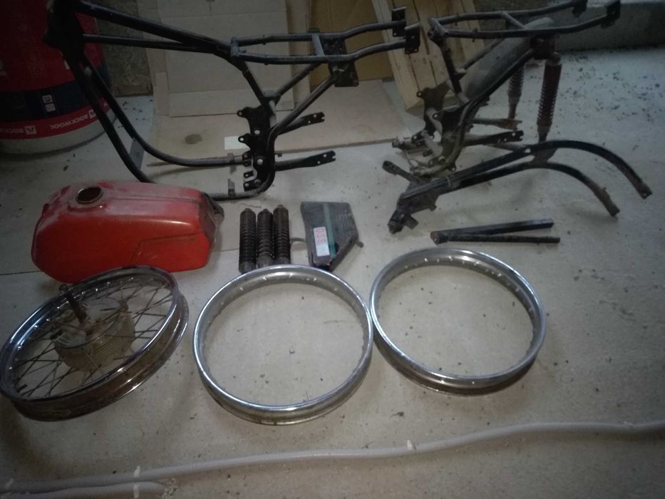 Jawa 350 TS komplet części Jawa rama zbiornik koła stopka amortyzatory
