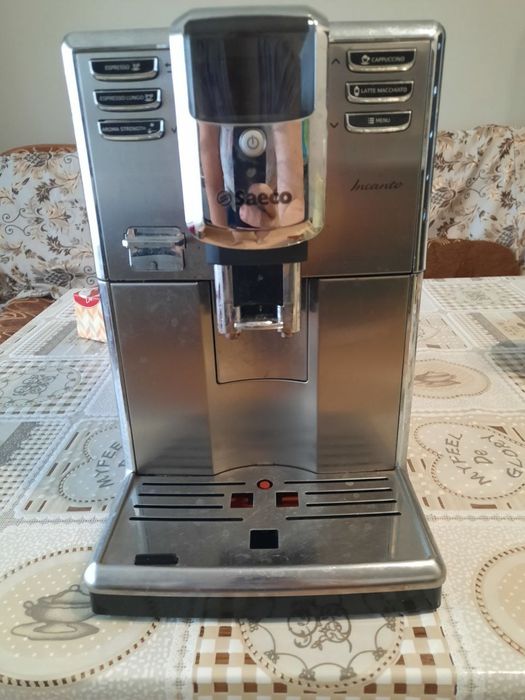Кофемашина Saeco Incanto
