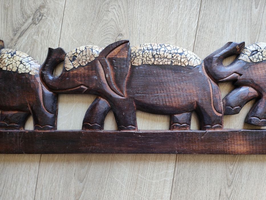 Ozdoba ścienna drewniana słonie