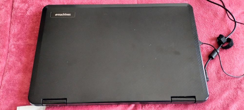 Laptop 17" Acer eMachines
