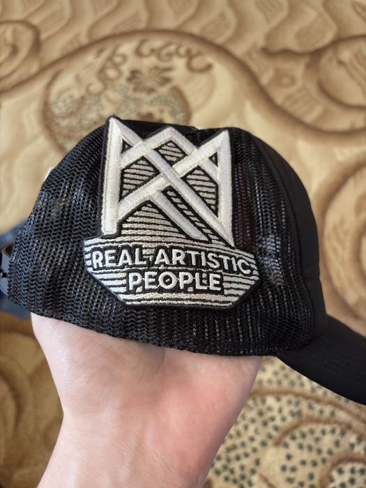 real artistic people snapback кепка goat