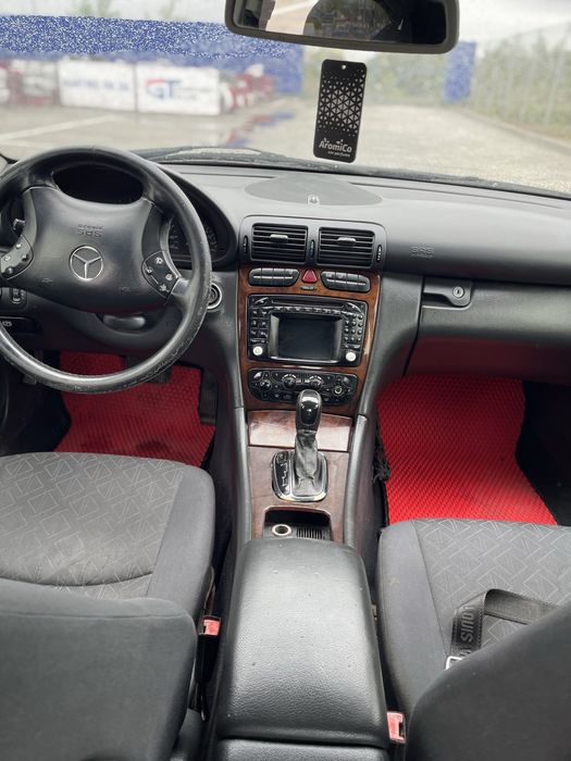 Mercedes Benz 2.7 CDI НЕ на ходу ( під розборку цілим ) 2.7 TDI