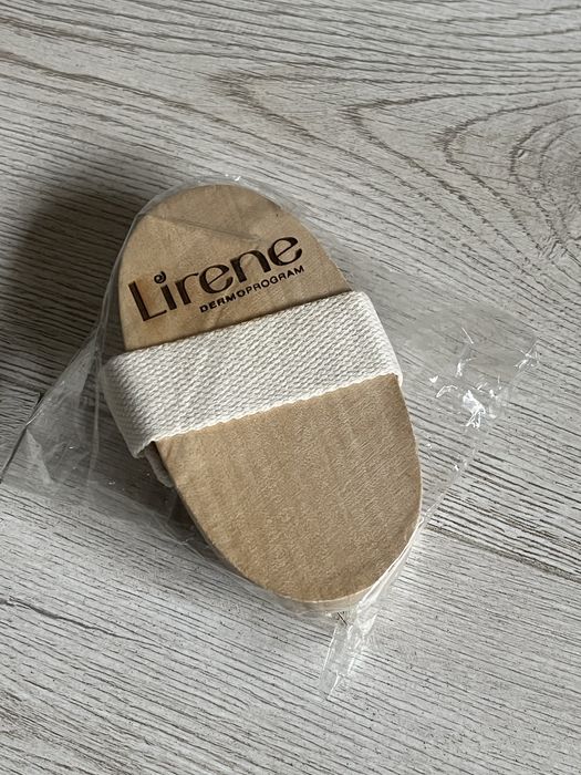 Szczotka do masażu ciała na sucho Lirene