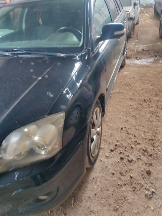 Carro à venda Toyota