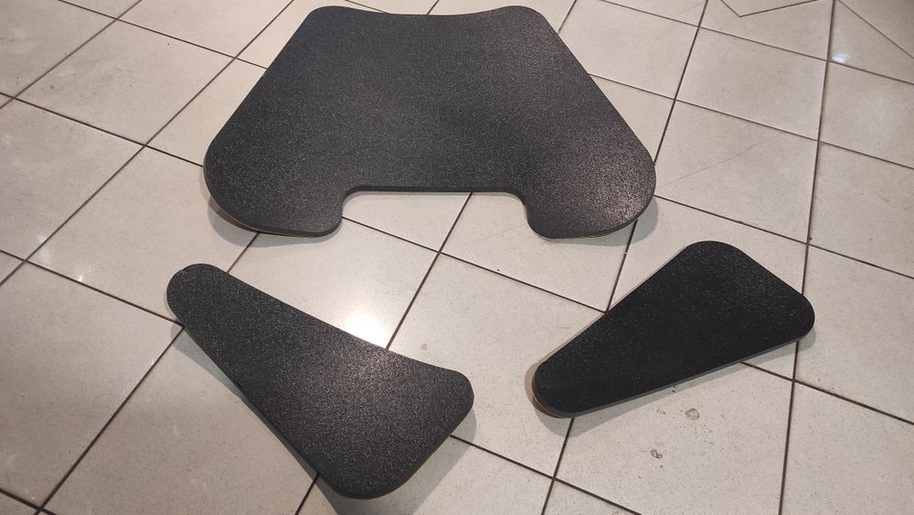 BMW e24 wygłuszenie maski e24 wygłuszenie BMW e24 M6 m635 CSI e24 m6