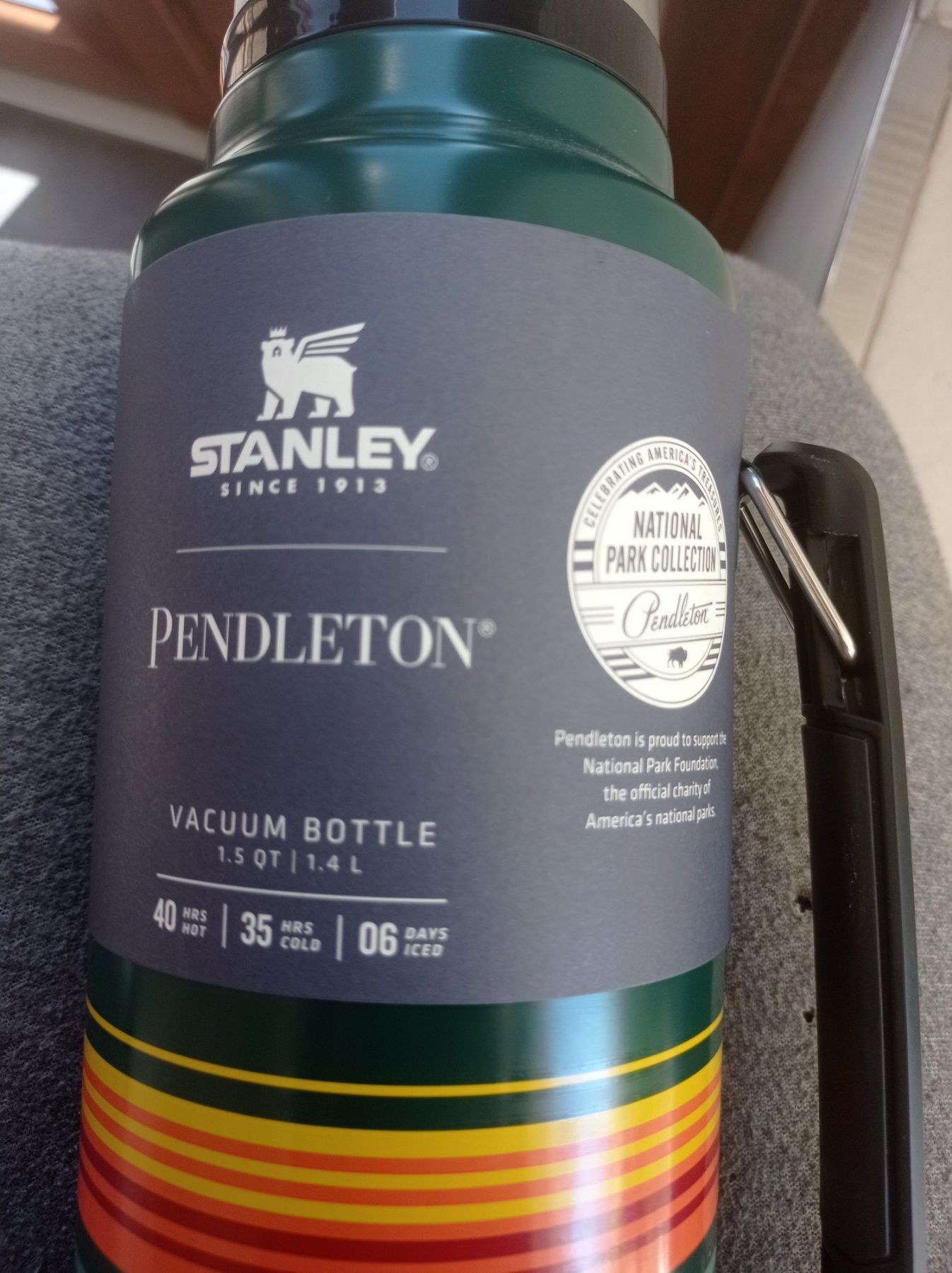 Термос Stanley Pendleton Patterned 1.5L: 2 700 грн. - Інші