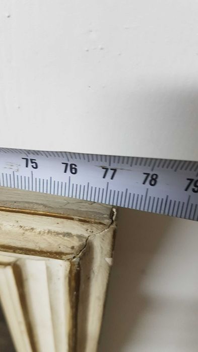 Pintura a oleo em tela assinado com moldura em madeira pintado a mao