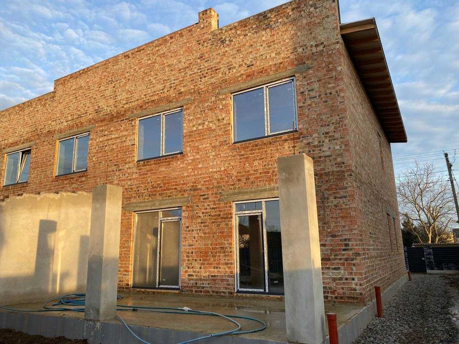 Будинок-ДУПЛЕКС з ділянкою 5 сотих! Елітна локація!