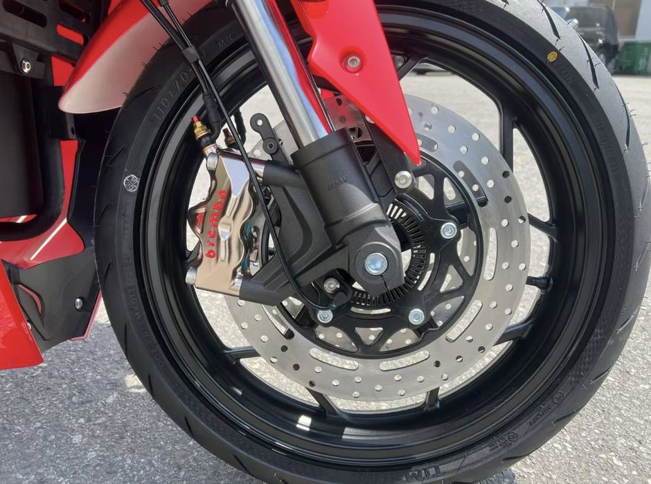 Электромотоцикл / электробайк / электроскутер