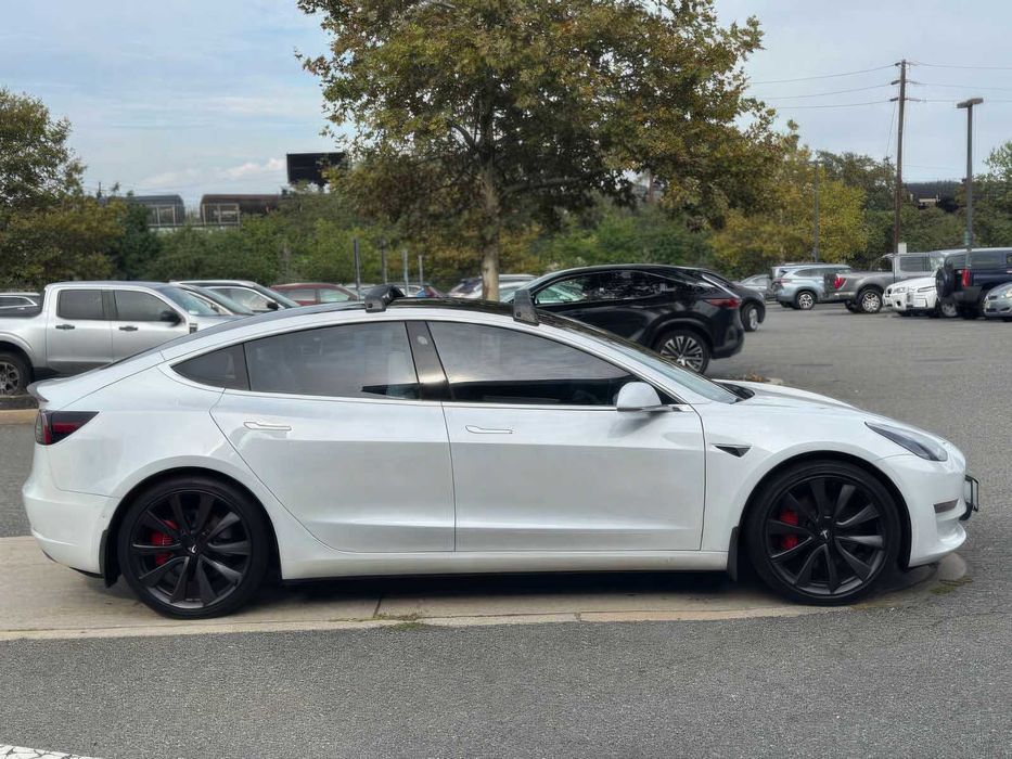Tesla Model 3 Performance      2020