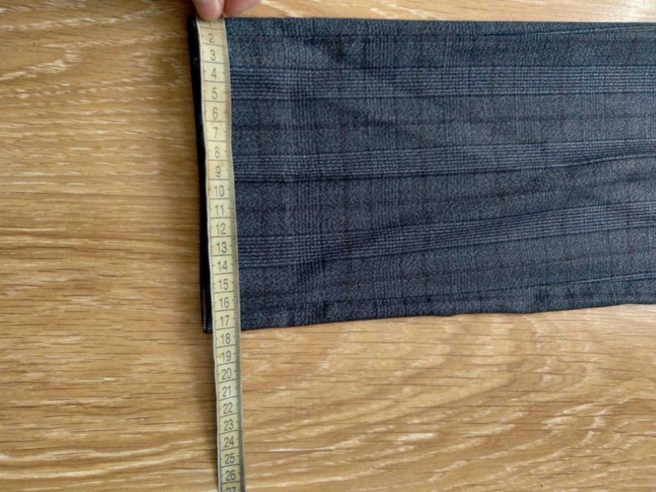 Елегантний чоловічий костюм Arber у клітинку