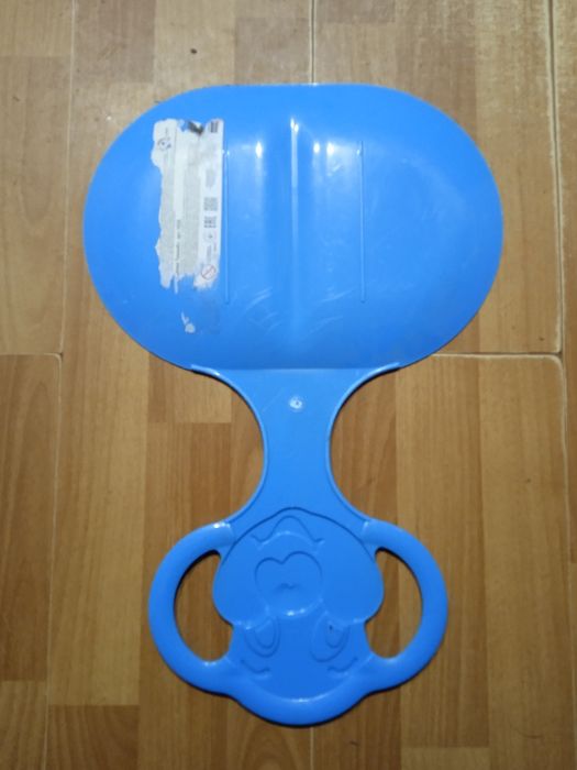 Санки - ледянки.