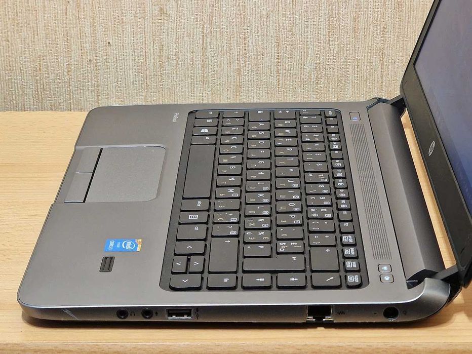 HP ProBook 430 G1 чотирьохядерний Core i3-4005U SSD 256 Батарея 5годин