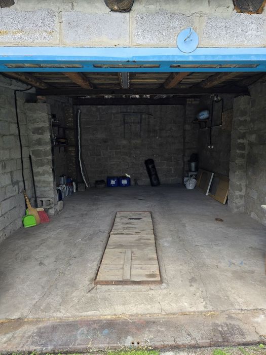 Срочно Продам гараж в Солоному